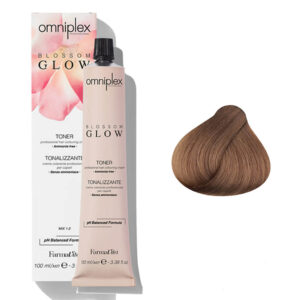 12 shades with a gentle and respectful formula, without ammonia, to enhance blonde tones. Blossom Glow toners transform lift into flawless blondes for up to 6 weeks. A perfect balance between color and shine enclosed in a delicate creamy formula without ammonia to guarantee a superior result.